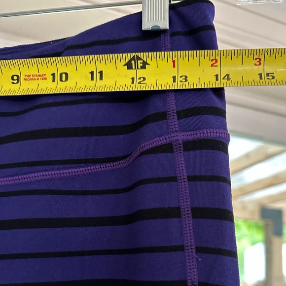 Athleta Purple Black Stripe Chaturanga Capri Leggings Running Tights medium - Picture 6 of 7